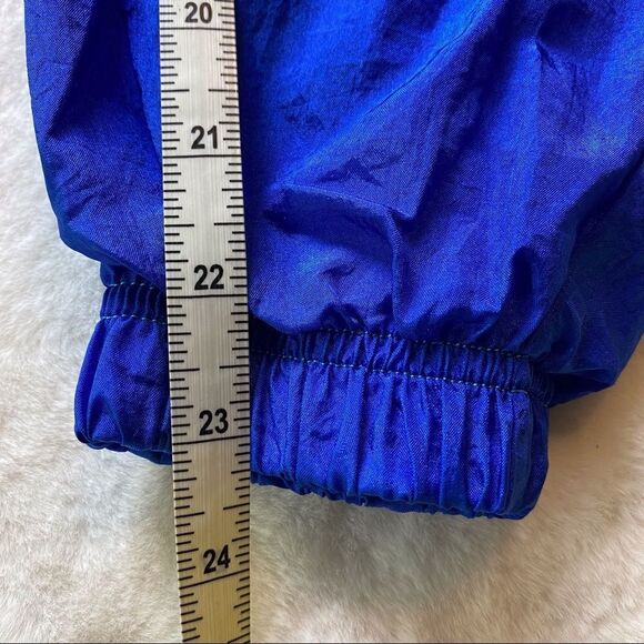 The Finish Line Vintage Wind Breaker Size Large - Picture 9 of 9